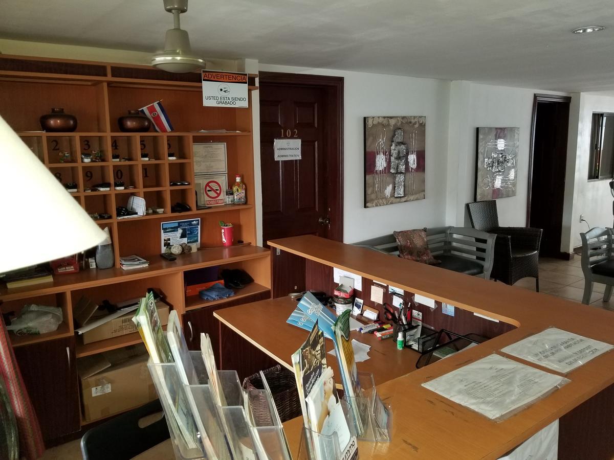 Monte Campana Jaco Hotel Buitenkant foto
